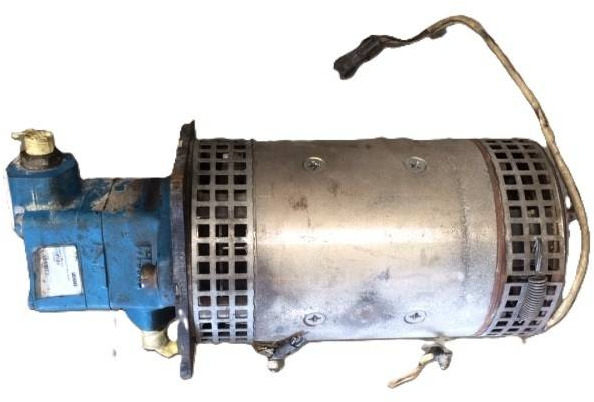 Pump motor for Linde series 113 - Motor y piezas para Equipo de manutención: foto 1 Pump motor for Linde series 113 - Motor y piezas para Equipo de manutención: foto 1