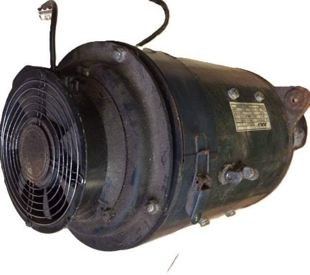 Pump motor for Linde series 337 - Motor y piezas para Equipo de manutención: foto 2 Pump motor for Linde series 337 - Motor y piezas para Equipo de manutención: foto 2