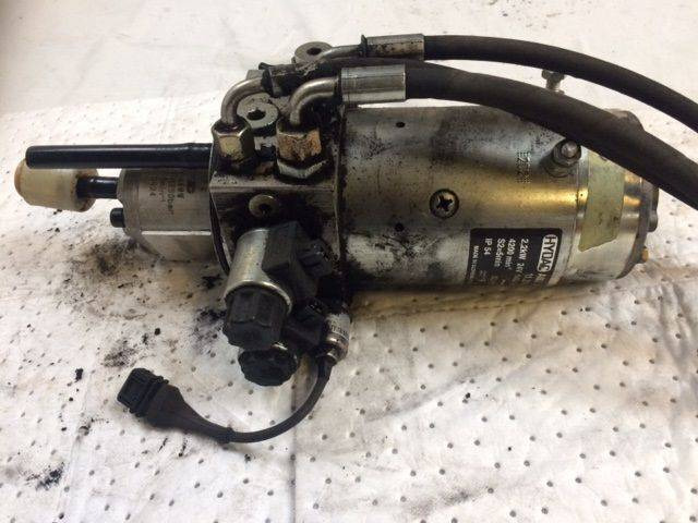 Pump unit for Linde /133/ - Bomba de dirección para Equipo de manutención: foto 3 Pump unit for Linde /133/ - Bomba de dirección para Equipo de manutención: foto 3