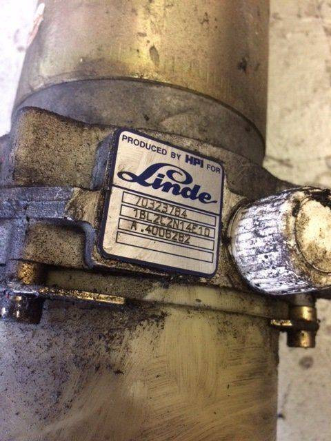 Pump unit for Linde - Bomba de dirección para Equipo de manutención: foto 4 Pump unit for Linde - Bomba de dirección para Equipo de manutención: foto 4