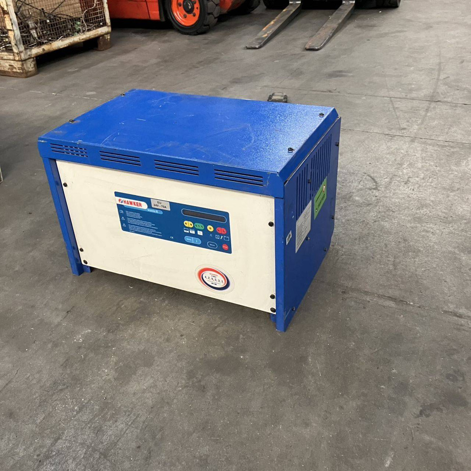 Hawker 24V charger - Recambio para Equipo de manutención: foto 2 Hawker 24V charger - Recambio para Equipo de manutención: foto 2