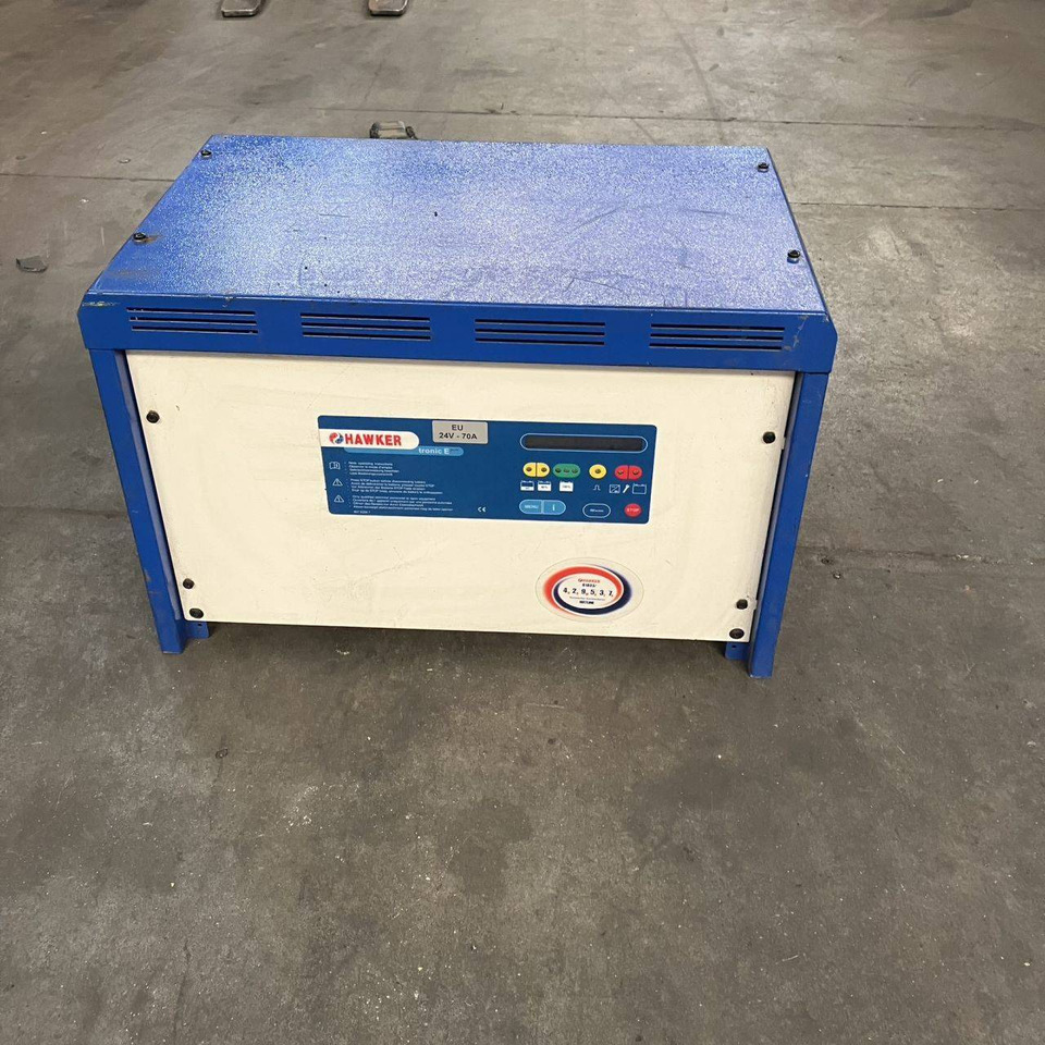 Hawker 24V charger - Recambio para Equipo de manutención: foto 1 Hawker 24V charger - Recambio para Equipo de manutención: foto 1