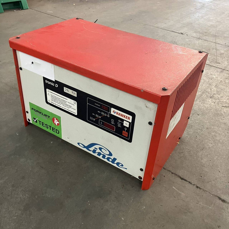 Hawker E 24V/45A 220Ah Tronic B - Recambio para Equipo de manutención: foto 1 Hawker E 24V/45A 220Ah Tronic B - Recambio para Equipo de manutención: foto 1