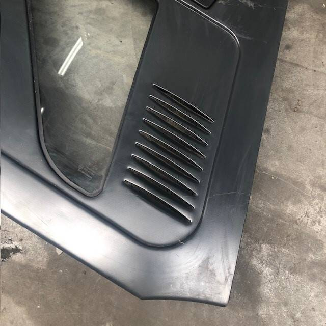 Right Door for Linde 392/393 - Puerta y piezas para Equipo de manutención: foto 3 Right Door for Linde 392/393 - Puerta y piezas para Equipo de manutención: foto 3