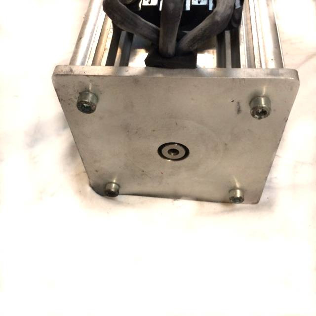 Schwars Steering motor - Dirección para Equipo de manutención: foto 3 Schwars Steering motor - Dirección para Equipo de manutención: foto 3