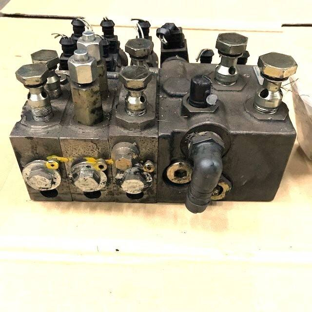 Valve Block for Still R60-30,R60-35, R60-40, R60-45, R60-50 - Válvula hidráulica para Equipo de manutención: foto 3 Valve Block for Still R60-30,R60-35, R60-40, R60-45, R60-50 - Válvula hidráulica para Equipo de manutención: foto 3