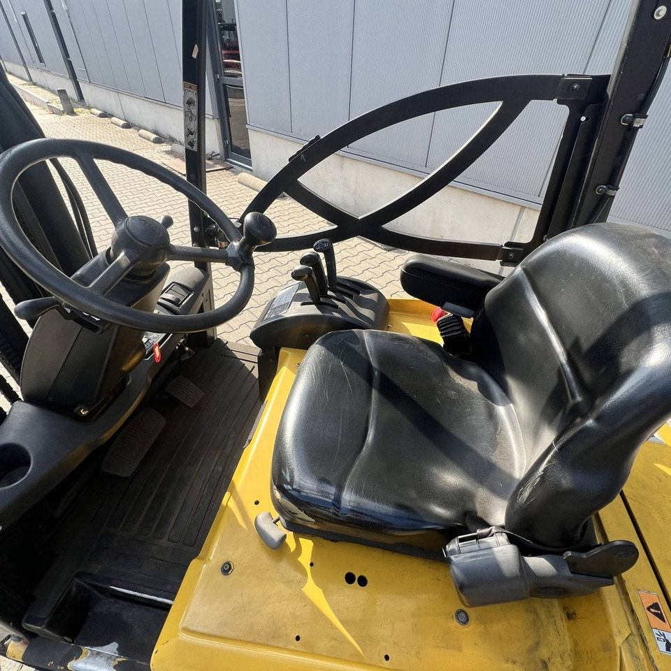 Yale ERP16ATF (SWB) - Carretilla elevadora eléctrica: foto 4 Yale ERP16ATF (SWB) - Carretilla elevadora eléctrica: foto 4