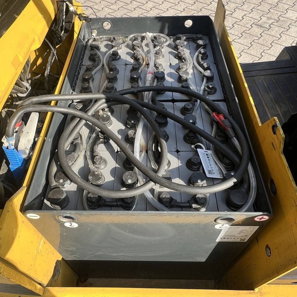 Arrendamiento de  Yale ERP16ATF (SWB) Yale ERP16ATF (SWB): foto 8