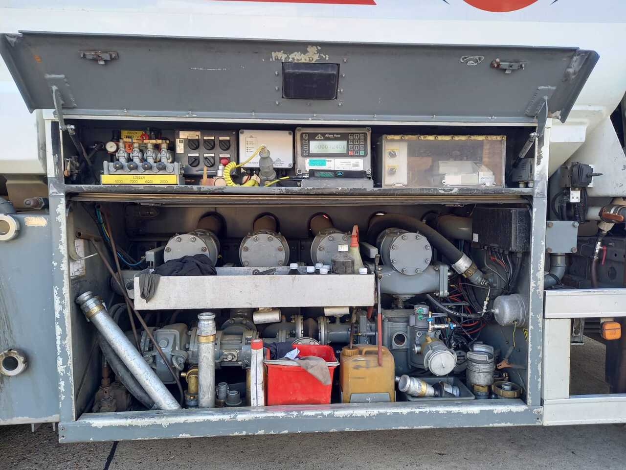 Camión cisterna MAN TGS: foto 12 Camión cisterna MAN TGS: foto 12