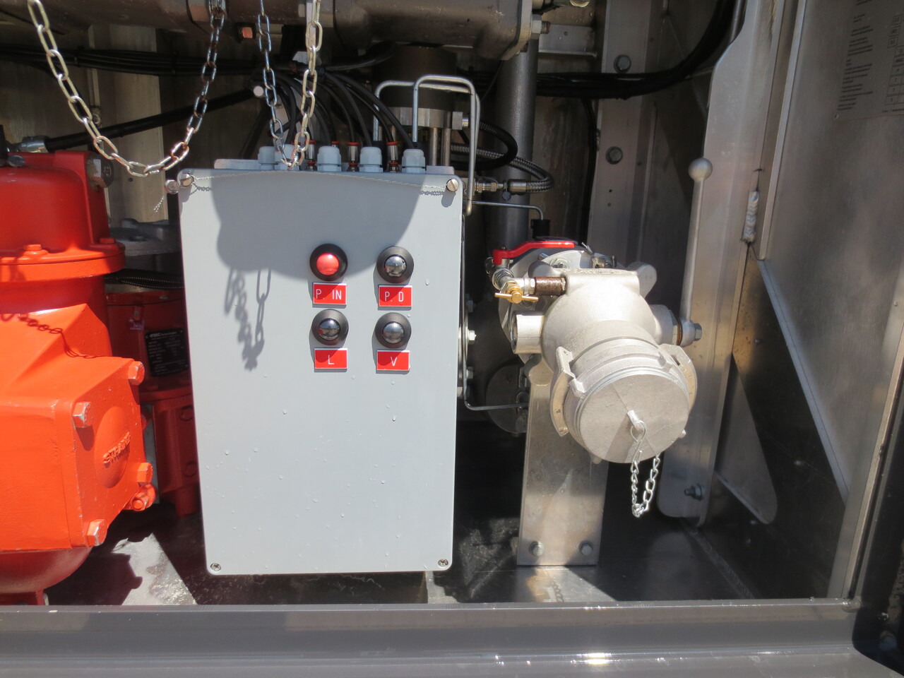 SCANIA G370 - Camión cisterna: foto 4 SCANIA G370 - Camión cisterna: foto 4