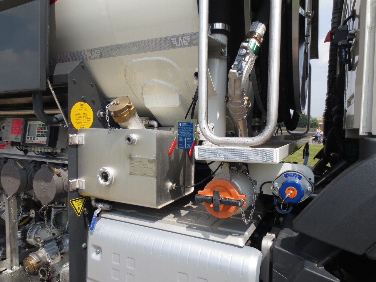 VOLVO FM - Camión cisterna: foto 2 VOLVO FM - Camión cisterna: foto 2