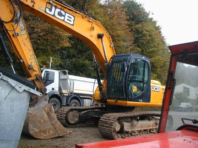 JCB JS220LCT4 JCB JS220LCT4 - Excavadora de cadenas: foto 3 JCB JS220LCT4 JCB JS220LCT4 - Excavadora de cadenas: foto 3