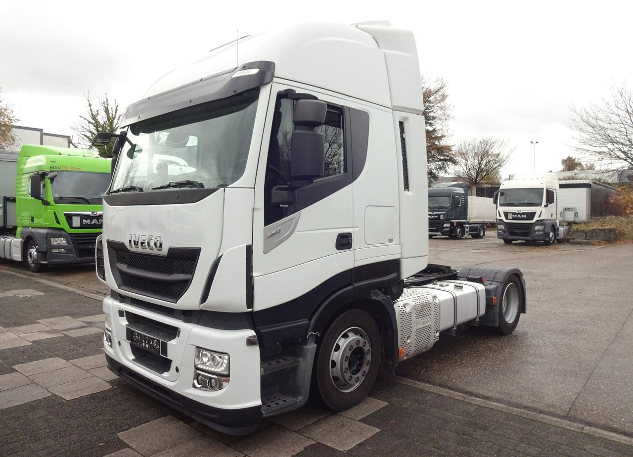 Iveco Stralis 460, Low Liner, Diesel - Cabeza tractora: foto 3 Iveco Stralis 460, Low Liner, Diesel - Cabeza tractora: foto 3