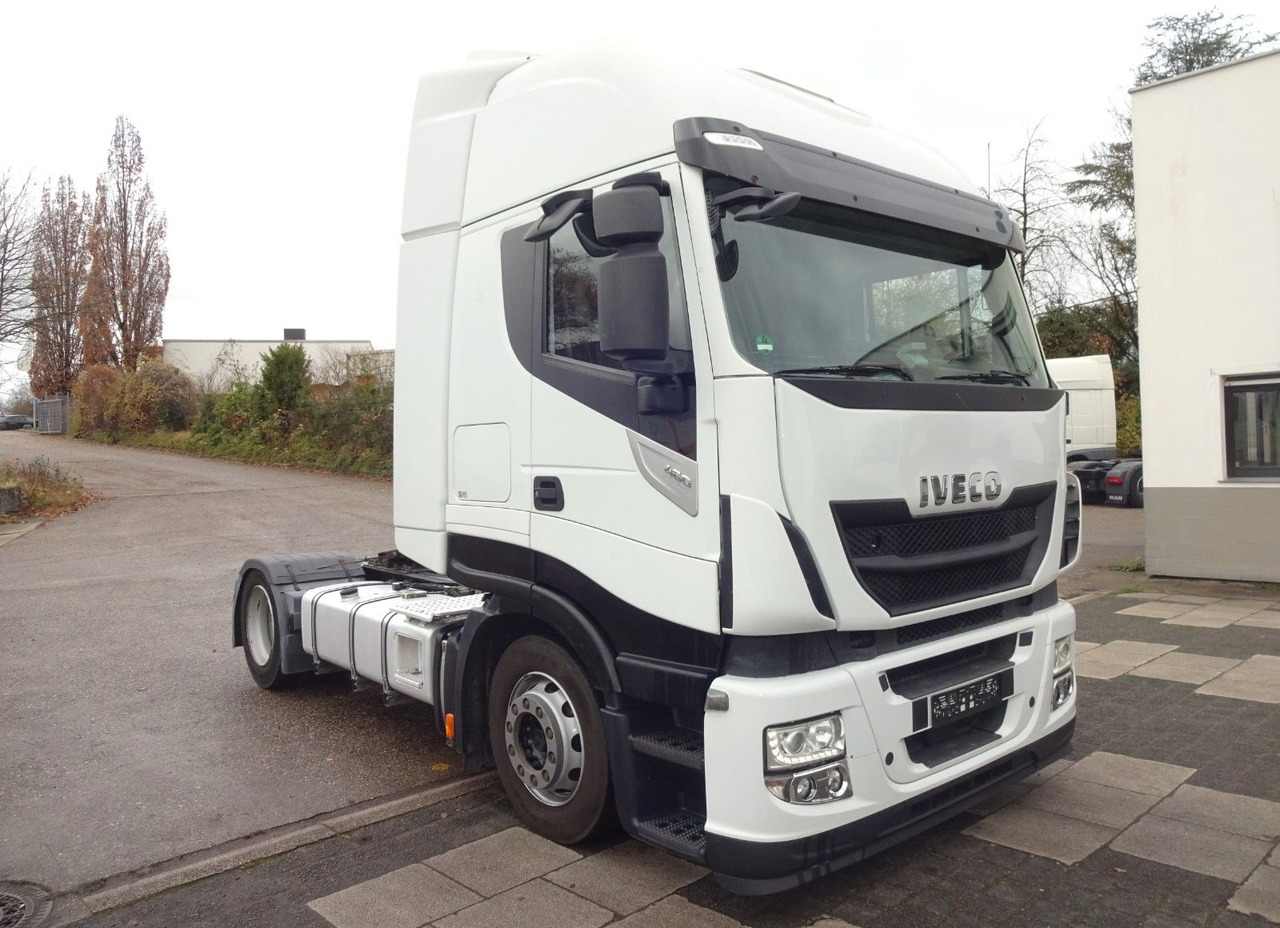 Iveco Stralis 460, Low Liner, Diesel - Cabeza tractora: foto 1 Iveco Stralis 460, Low Liner, Diesel - Cabeza tractora: foto 1