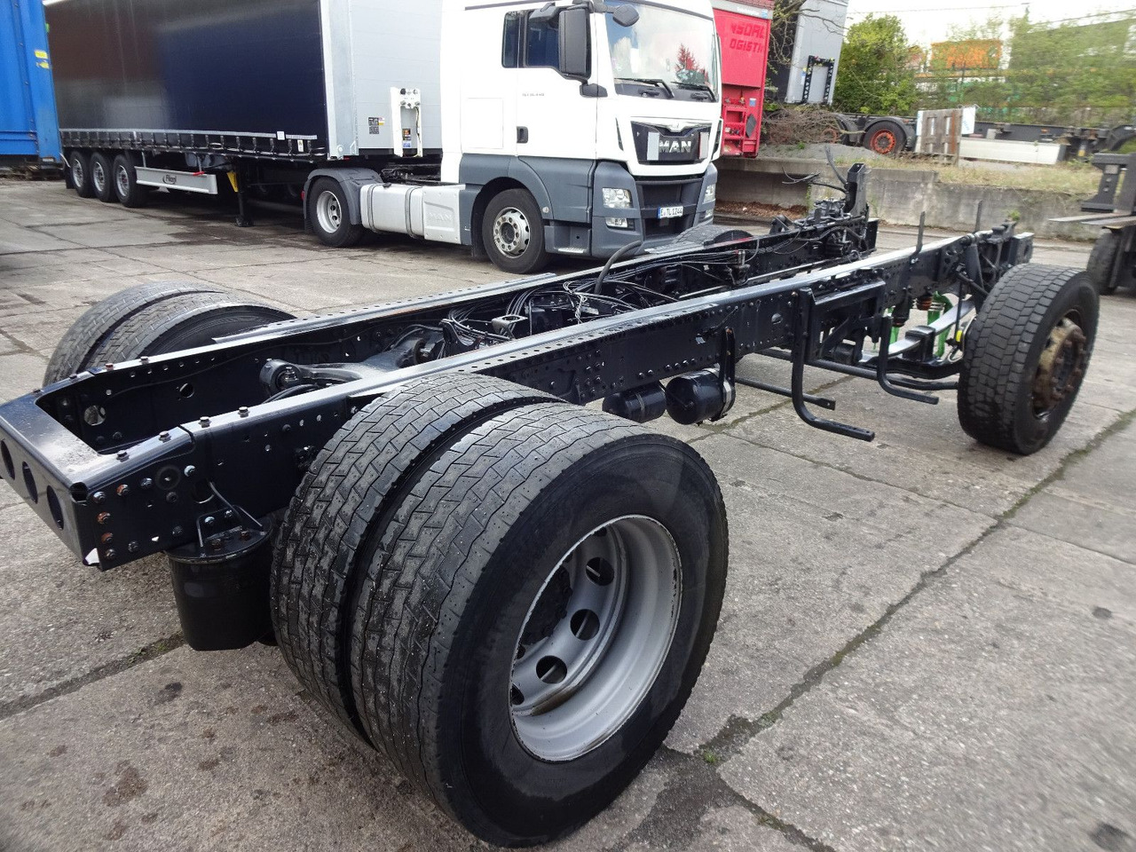 MAN TGX 18.480, Chassis mit Hinterachse, Bj-2016 - Cabeza tractora: foto 5 MAN TGX 18.480, Chassis mit Hinterachse, Bj-2016 - Cabeza tractora: foto 5