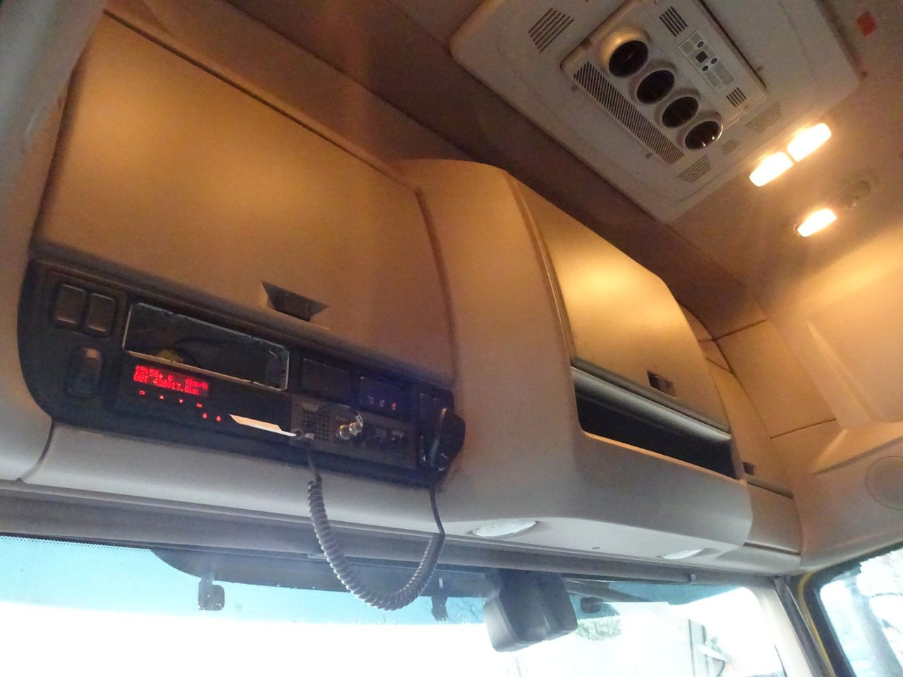 Arrendamiento de  DAF XF 480, Jumbo BDF, SSC, Standklima, Intarder DAF XF 480, Jumbo BDF, SSC, Standklima, Intarder: foto 22