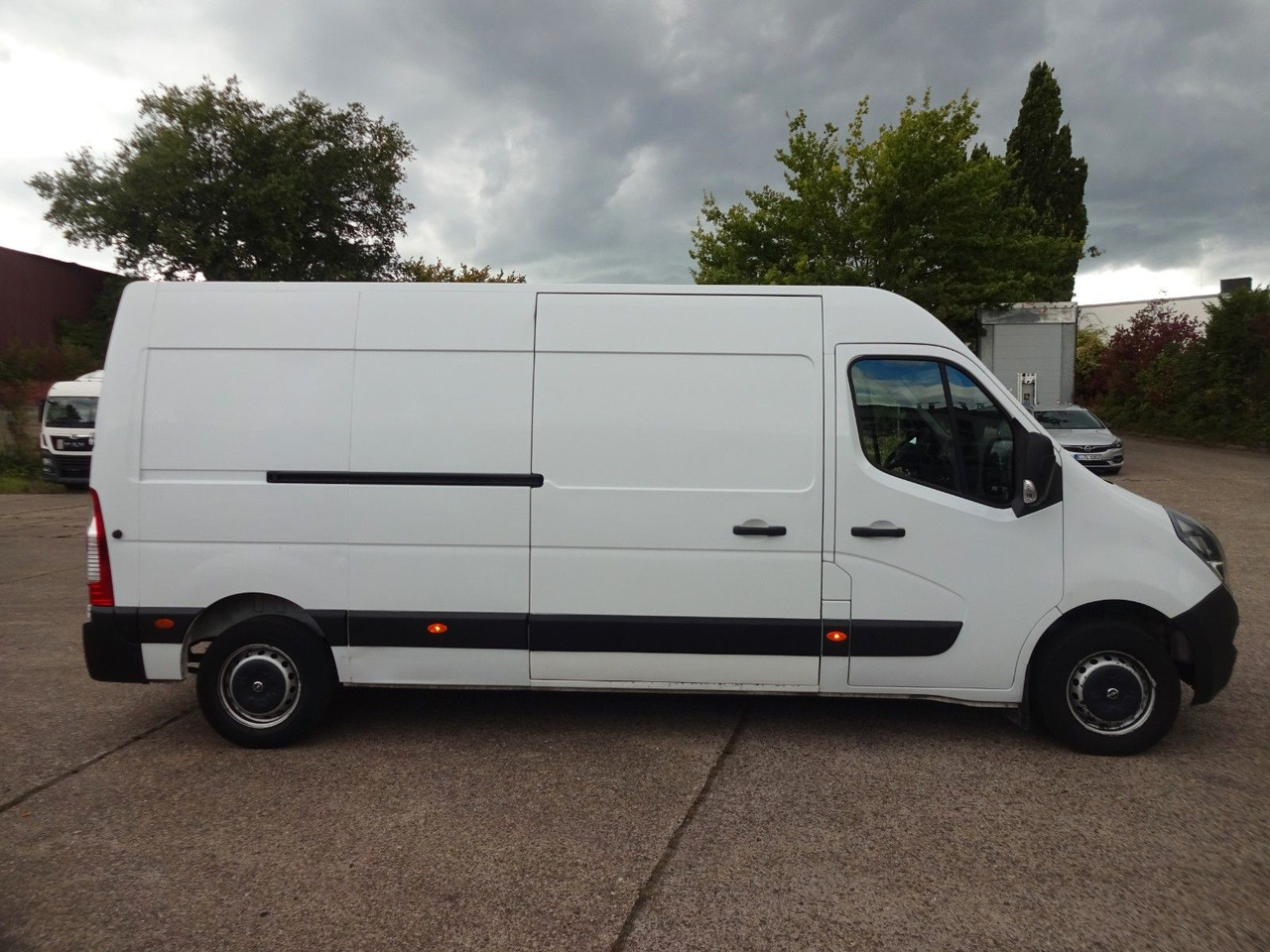Opel Movano Kasten L3H2, AHK, Klima - Furgón: foto 4 Opel Movano Kasten L3H2, AHK, Klima - Furgón: foto 4