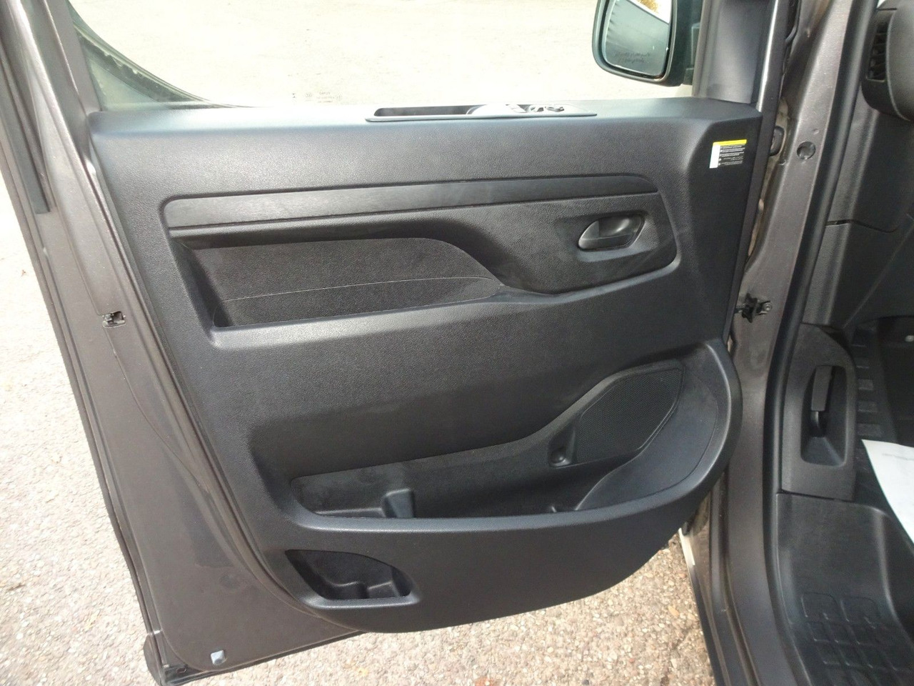 Arrendamiento de Peugeot Expert Kasten Lang, L3H1, 57 kW Peugeot Expert Kasten Lang, L3H1, 57 kW: foto 23 Arrendamiento de Peugeot Expert Kasten Lang, L3H1, 57 kW Peugeot Expert Kasten Lang, L3H1, 57 kW: foto 23