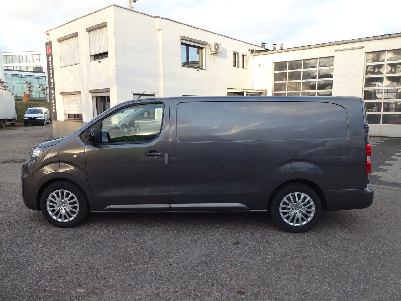 Peugeot Expert Kasten Lang, L3H1, 57 kW - Furgoneta pequeña, Furgoneta eléctrica: foto 4 Peugeot Expert Kasten Lang, L3H1, 57 kW - Furgoneta pequeña, Furgoneta eléctrica: foto 4