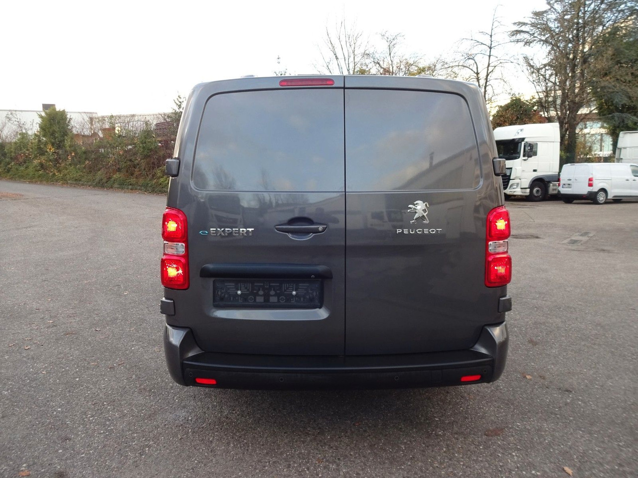 Arrendamiento de Peugeot Expert Kasten Lang, L3H1, 57 kW Peugeot Expert Kasten Lang, L3H1, 57 kW: foto 6 Arrendamiento de Peugeot Expert Kasten Lang, L3H1, 57 kW Peugeot Expert Kasten Lang, L3H1, 57 kW: foto 6