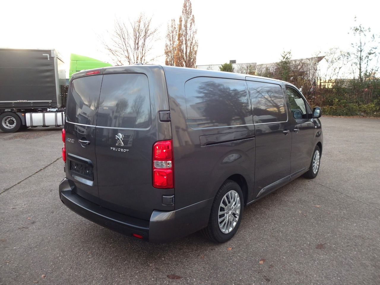 Arrendamiento de Peugeot Expert Kasten Lang, L3H1, 57 kW Peugeot Expert Kasten Lang, L3H1, 57 kW: foto 7 Arrendamiento de Peugeot Expert Kasten Lang, L3H1, 57 kW Peugeot Expert Kasten Lang, L3H1, 57 kW: foto 7