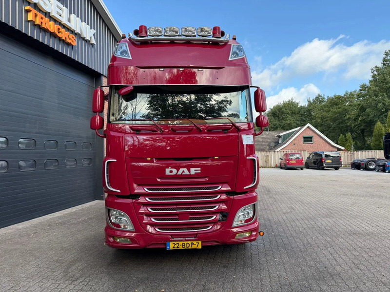 DAF XF 460 SSC Super Space Manual Hydraulic Special interior - Cabeza tractora: foto 4 DAF XF 460 SSC Super Space Manual Hydraulic Special interior - Cabeza tractora: foto 4