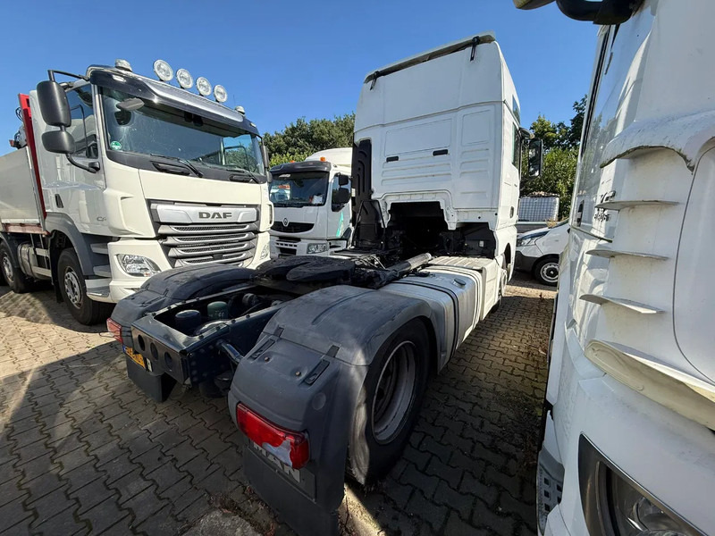 Cabeza tractora MAN TGX 18.440 XXL NO Gearbox & NO Engine, complete brief: foto 9