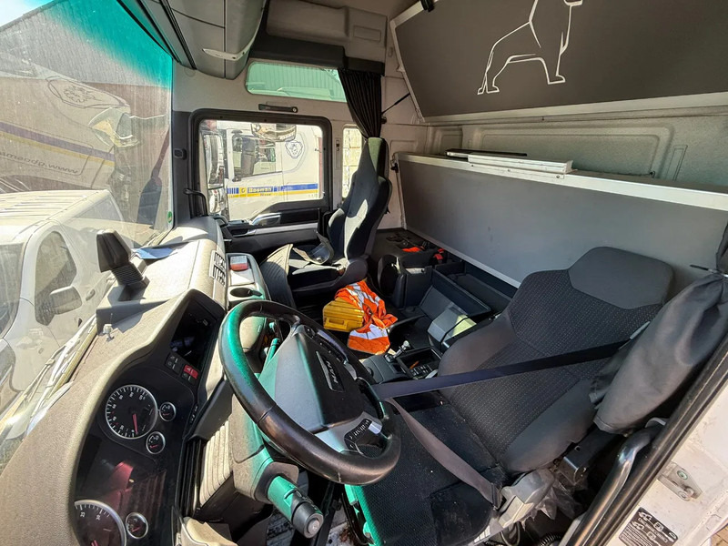 Cabeza tractora MAN TGX 18.440 XXL NO Gearbox & NO Engine, complete brief: foto 6