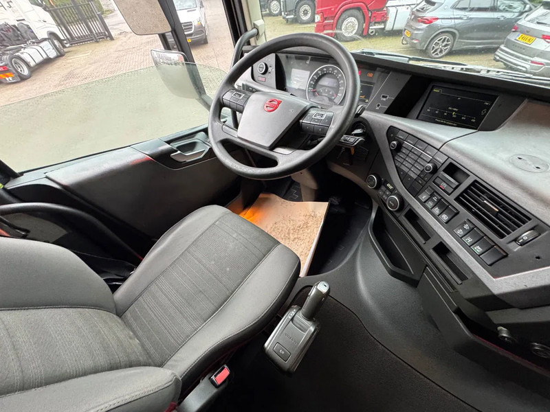 Cabeza tractora Volvo FH Dual clutch 2X tank Standairco 689.009KM! Alcoa: foto 5