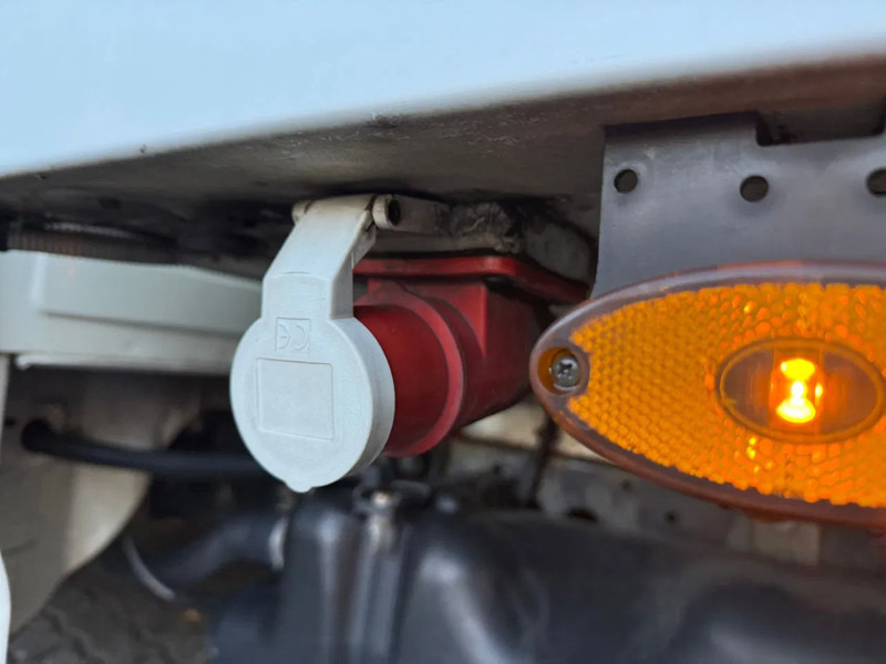 Arrendamiento de Iveco 35C14 Thermo King V500 Spectrum Dual Temp Iveco 35C14 Thermo King V500 Spectrum Dual Temp: foto 10 Arrendamiento de Iveco 35C14 Thermo King V500 Spectrum Dual Temp Iveco 35C14 Thermo King V500 Spectrum Dual Temp: foto 10