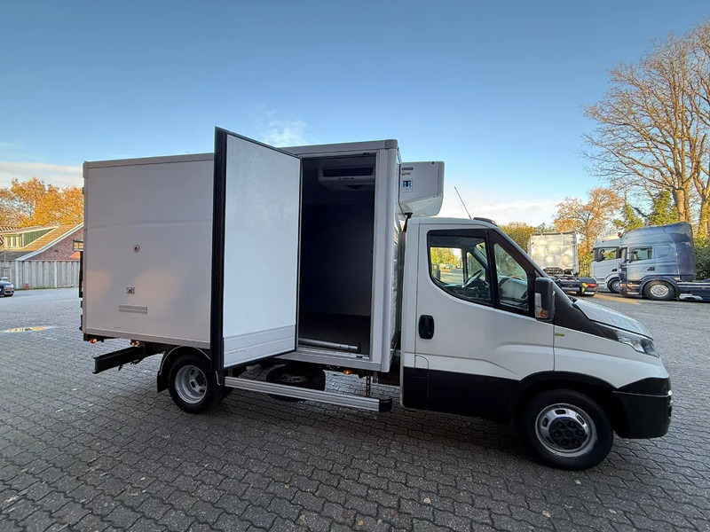 Arrendamiento de Iveco 35C14 Thermo King V500 Spectrum Dual Temp Iveco 35C14 Thermo King V500 Spectrum Dual Temp: foto 9 Arrendamiento de Iveco 35C14 Thermo King V500 Spectrum Dual Temp Iveco 35C14 Thermo King V500 Spectrum Dual Temp: foto 9
