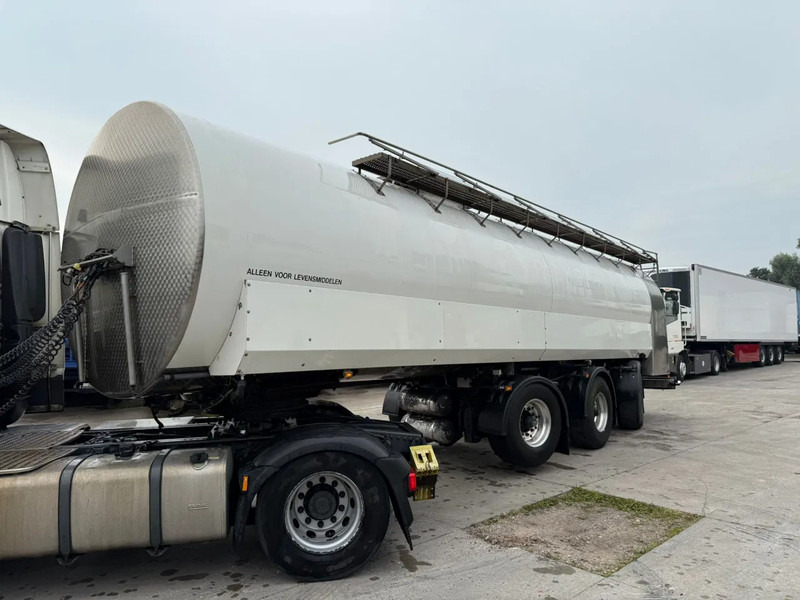 Lako 34.000L RVS/Edelstahl Melk/Milch/Food/Lebensmittel 2X Stuuras - Semirremolque cisterna: foto 1 Lako 34.000L RVS/Edelstahl Melk/Milch/Food/Lebensmittel 2X Stuuras - Semirremolque cisterna: foto 1