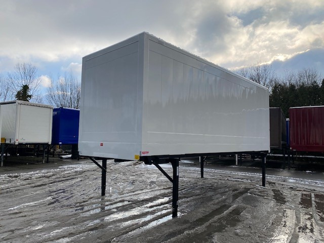 Caja cerrada Krone BDF-System 7.450 mm, LACK NEU, Eckhöhe: 2.900 mm,: foto 8