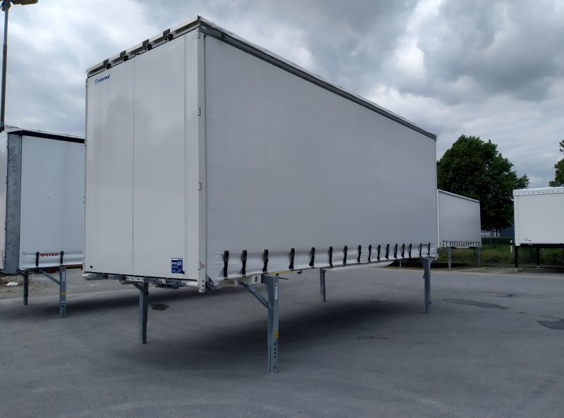 Krone BDF-System, 7.820 mm lang. - Toldo carrocería: foto 2 Krone BDF-System, 7.820 mm lang. - Toldo carrocería: foto 2