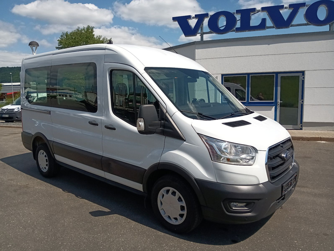 Ford Transit Kombi 350 L2 Trend 9-Sitzer 2xHeizung/Kl - Furgoneta de pasajeros, Furgoneta combi: foto 3 Ford Transit Kombi 350 L2 Trend 9-Sitzer 2xHeizung/Kl - Furgoneta de pasajeros, Furgoneta combi: foto 3