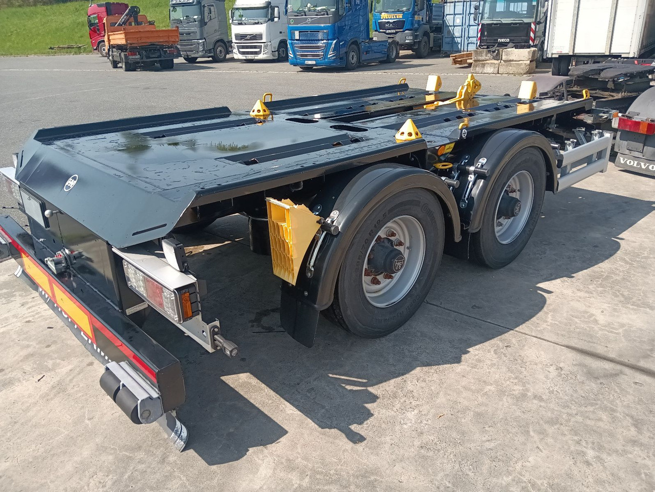 Hüffermann 2-ACHS-MINI-CARRIER MULTIFIX verzinkt NEU BPW Hüffermann 2-ACHS-MINI-CARRIER MULTIFIX verzinkt NEU BPW - Remolque multilift/ Portacontenedores de cadenas: foto 5 Hüffermann 2-ACHS-MINI-CARRIER MULTIFIX verzinkt NEU BPW Hüffermann 2-ACHS-MINI-CARRIER MULTIFIX verzinkt NEU BPW - Remolque multilift/ Portacontenedores de cadenas: foto 5