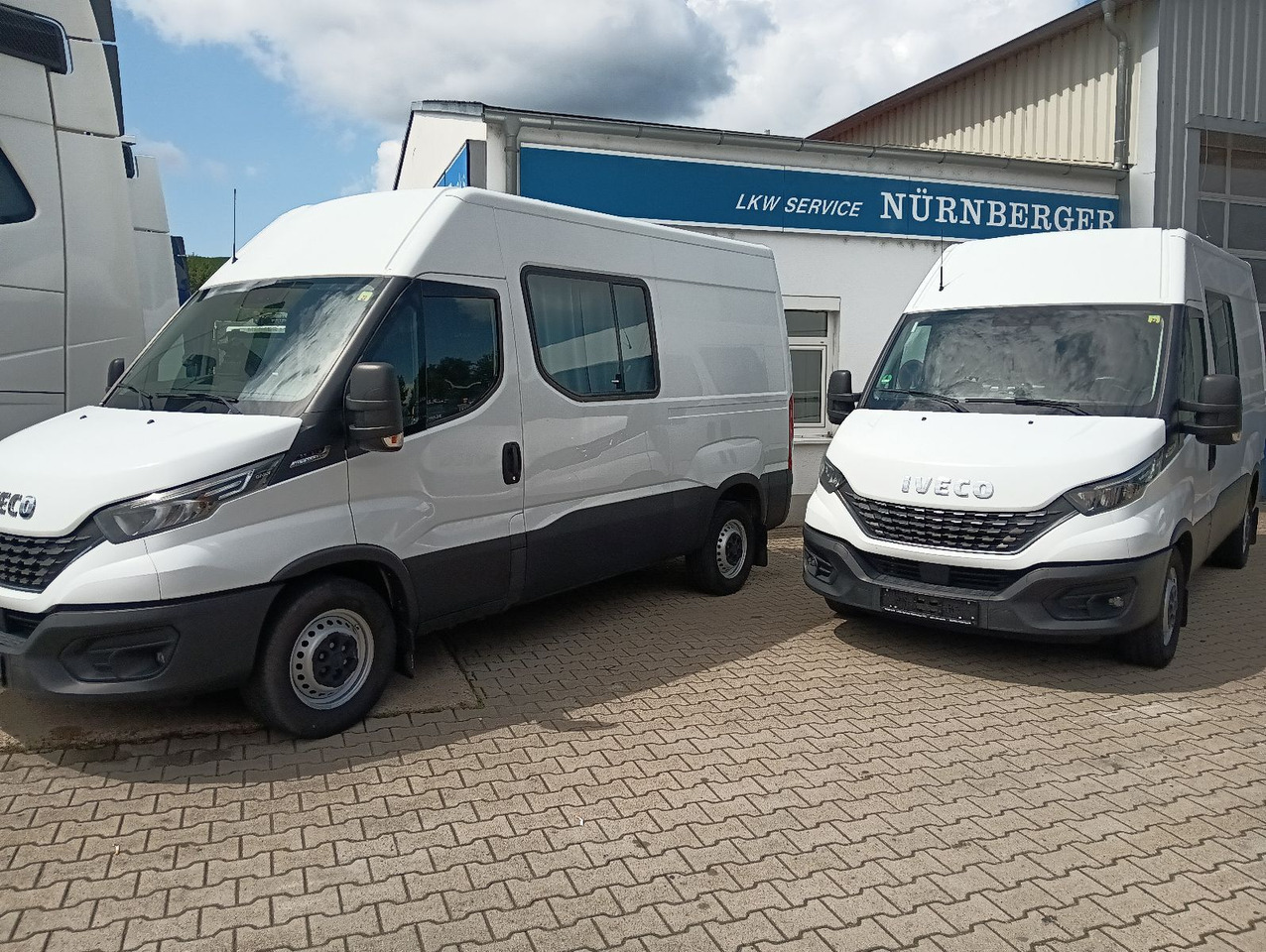 Iveco Daily Kasten HKa 35S21 V WB3520 AHK, Standheizun - Furgón: foto 4 Iveco Daily Kasten HKa 35S21 V WB3520 AHK, Standheizun - Furgón: foto 4