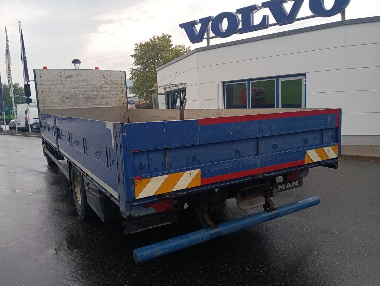 MAN TGM 15:290 4x2BL 8,5t NL 7m Klima 50erAHK Rungen - Camión caja abierta: foto 5 MAN TGM 15:290 4x2BL 8,5t NL 7m Klima 50erAHK Rungen - Camión caja abierta: foto 5