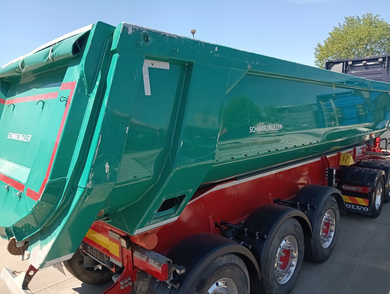 Semirremolque volquete Schwarzmüller 3-A ALU-MULDE mHARDOX ALCOA 25m3 SAF 5420kgPlane: foto 8 Semirremolque volquete Schwarzmüller 3-A ALU-MULDE mHARDOX ALCOA 25m3 SAF 5420kgPlane: foto 8