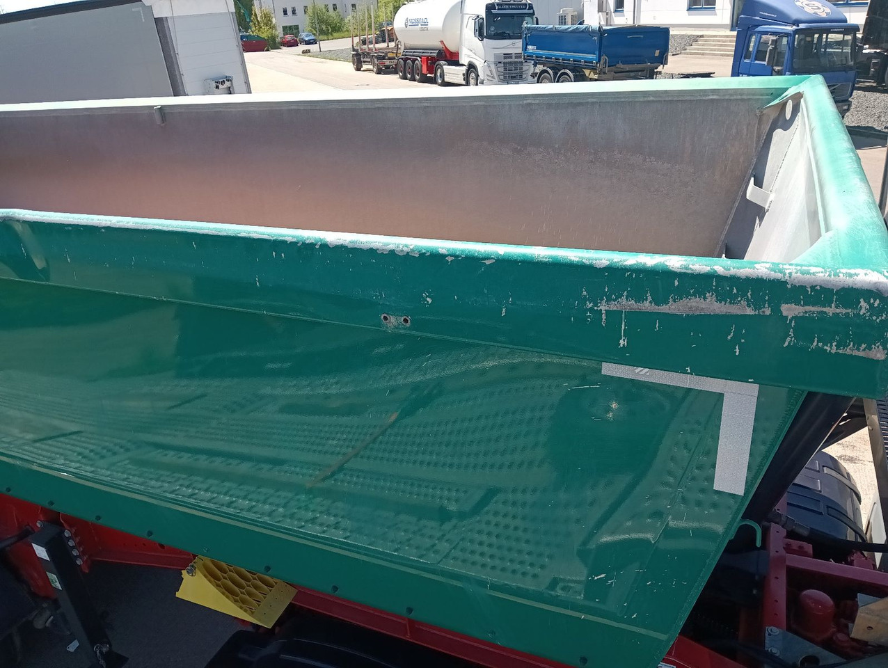 Semirremolque volquete Schwarzmüller 3-A ALU-MULDE mHARDOX ALCOA 25m3 SAF 5420kgPlane: foto 10 Semirremolque volquete Schwarzmüller 3-A ALU-MULDE mHARDOX ALCOA 25m3 SAF 5420kgPlane: foto 10