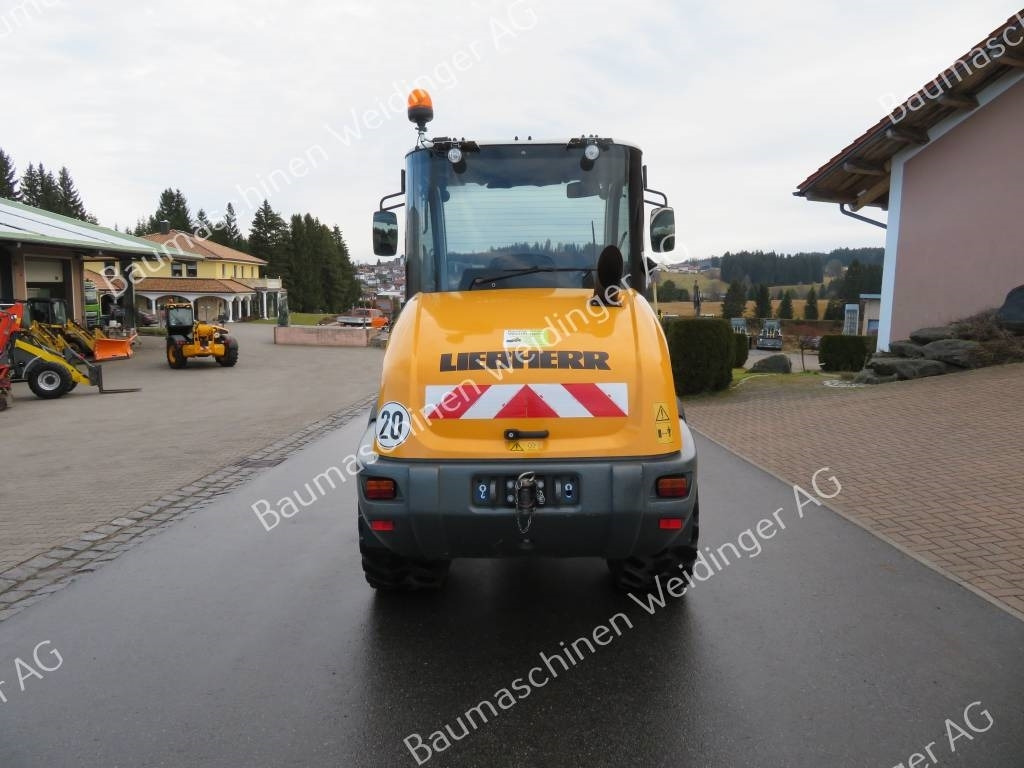 Liebherr L 506 C - Cargadora de ruedas: foto 4 Liebherr L 506 C - Cargadora de ruedas: foto 4