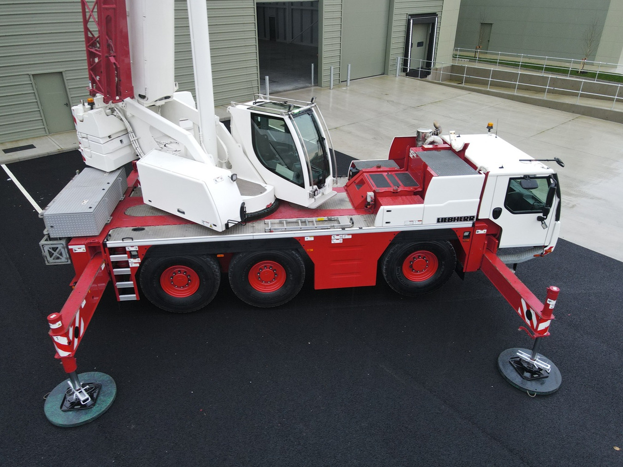 LIEBHERR LTM1060-3.1 - Excellent Condition and Full Remote - Grúa todo terreno: foto 3 LIEBHERR LTM1060-3.1 - Excellent Condition and Full Remote - Grúa todo terreno: foto 3