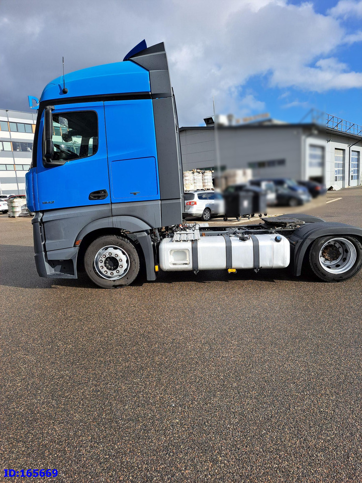 MERCEDES-BENZ Actros 1842 - Mega - Euro6 - Cabeza tractora: foto 4 MERCEDES-BENZ Actros 1842 - Mega - Euro6 - Cabeza tractora: foto 4