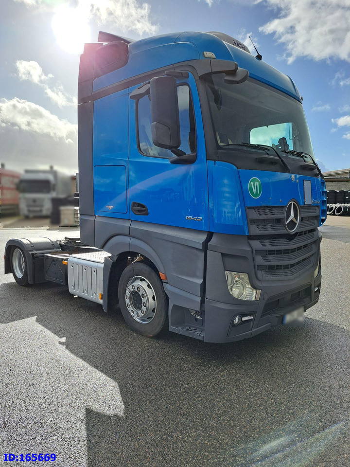 MERCEDES-BENZ Actros 1842 - Mega - Euro6 - Cabeza tractora: foto 1 MERCEDES-BENZ Actros 1842 - Mega - Euro6 - Cabeza tractora: foto 1