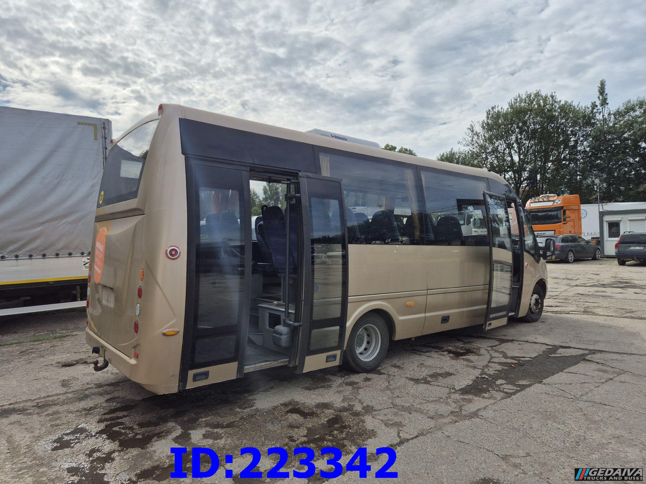 IVECO Rosero Euro5 34-Place (Gearbox defekt) - Autocar: foto 5 IVECO Rosero Euro5 34-Place (Gearbox defekt) - Autocar: foto 5