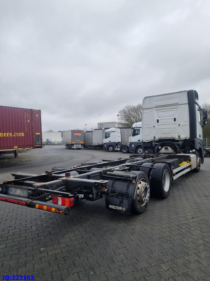 MERCEDES-BENZ Actros 2542 BDF 6x2 Euro6 - Camión chasis: foto 5 MERCEDES-BENZ Actros 2542 BDF 6x2 Euro6 - Camión chasis: foto 5