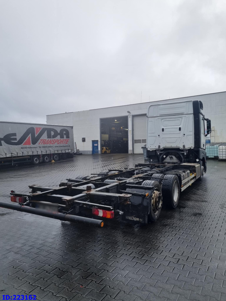 MERCEDES-BENZ Actros 2542 BDF 6x2 Euro6 - Camión chasis: foto 4 MERCEDES-BENZ Actros 2542 BDF 6x2 Euro6 - Camión chasis: foto 4