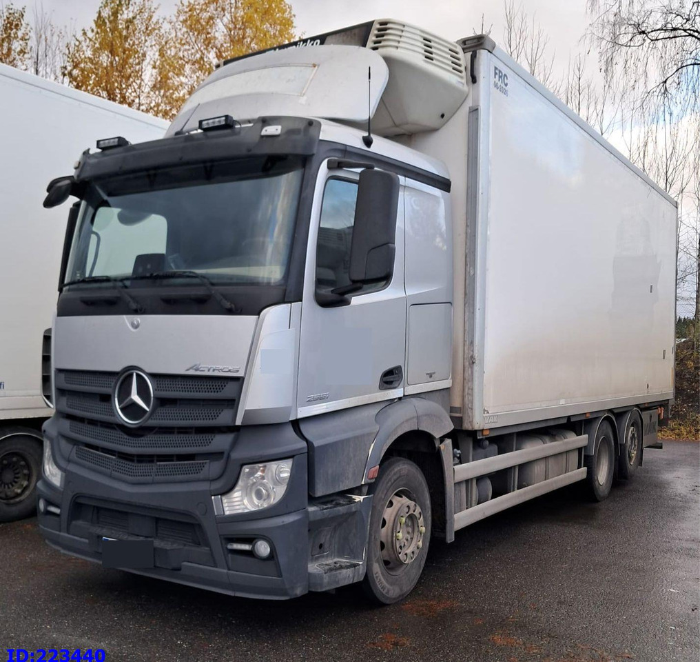 MERCEDES-BENZ Actros 2551 6x2 Euro6 - Camión frigorífico: foto 1 MERCEDES-BENZ Actros 2551 6x2 Euro6 - Camión frigorífico: foto 1