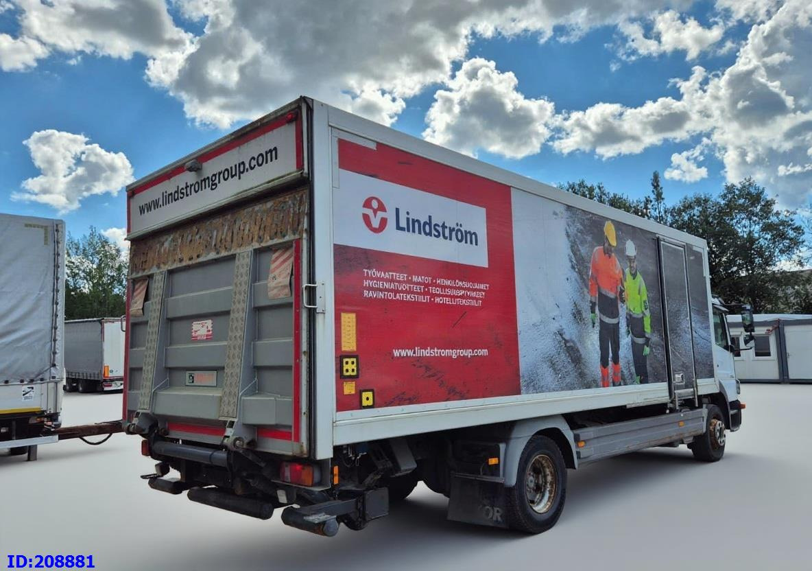 MERCEDES-BENZ Atego 1224 - Camión caja cerrada: foto 5 MERCEDES-BENZ Atego 1224 - Camión caja cerrada: foto 5