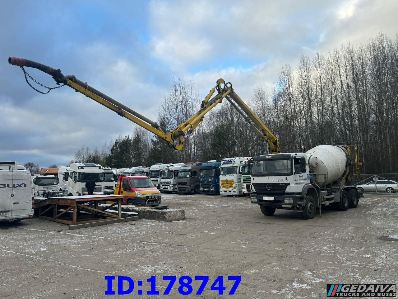 MERCEDES-BENZ Axor 2633 6x4 Schwing 750 - Camión bomba de hormigón: foto 1 MERCEDES-BENZ Axor 2633 6x4 Schwing 750 - Camión bomba de hormigón: foto 1